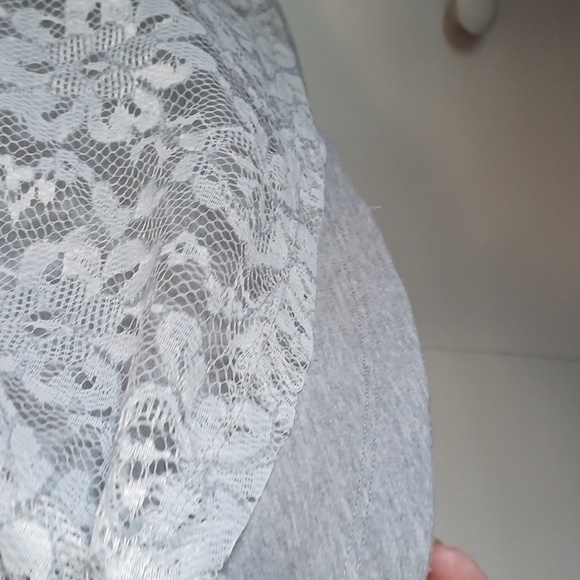 Energie, Womens gray and lace Long sleeve pullover jersey style Sz. L. - Picture 3 of 7